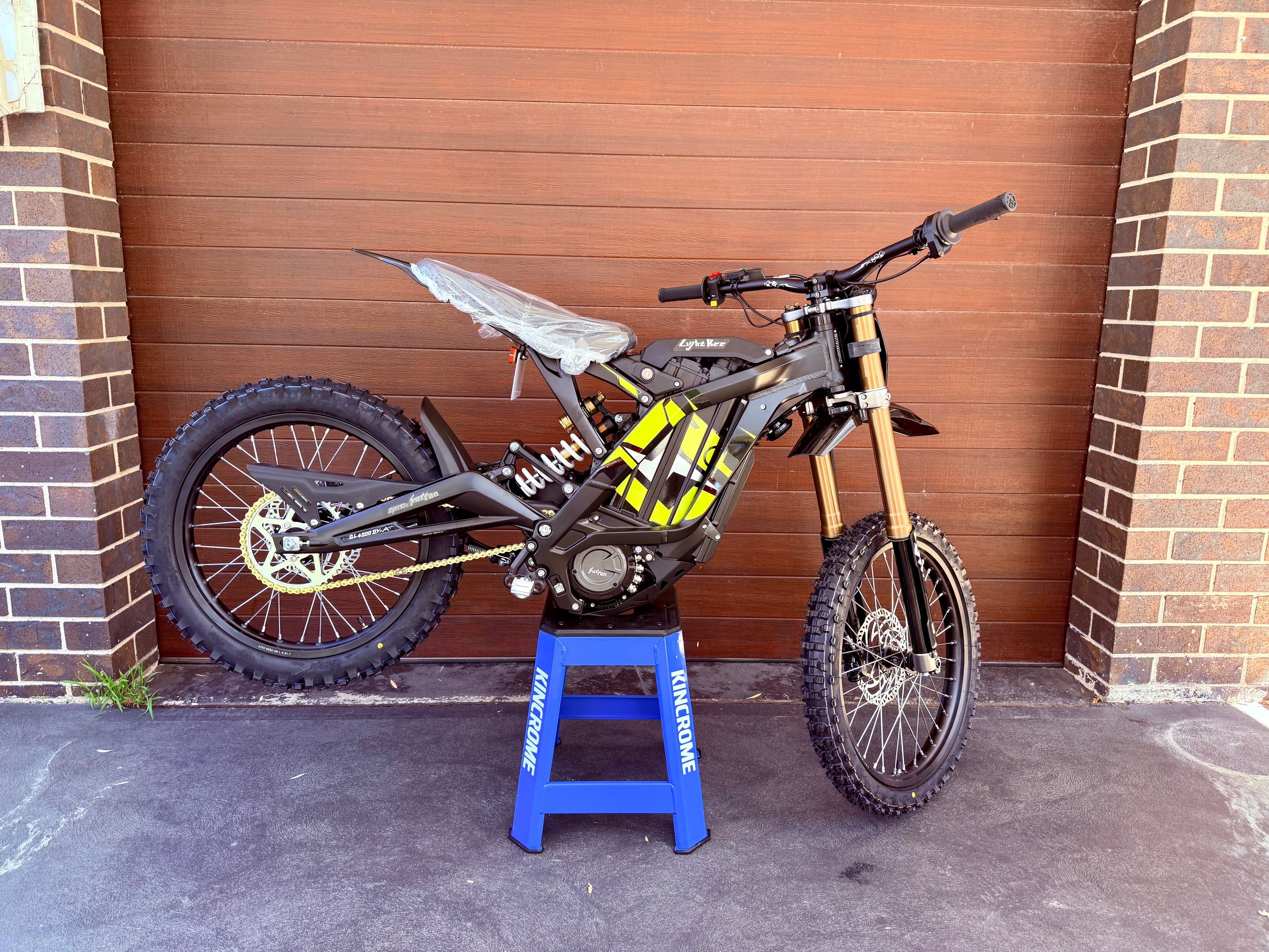 SurRon Light Bee X Electric Dirt Bike - SurRush