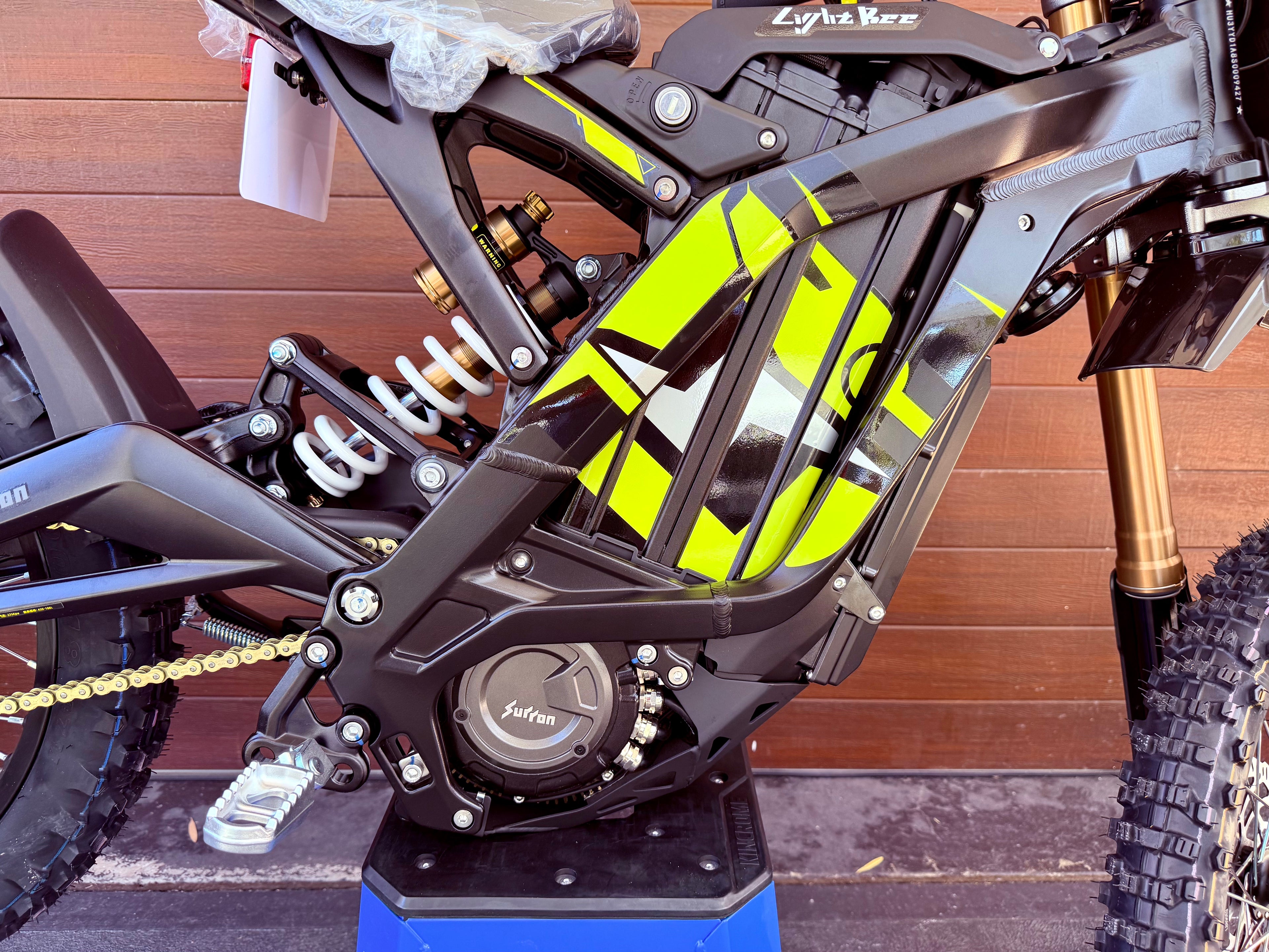 SurRon Light Bee X Electric Dirt Bike - SurRush